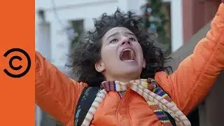 House Sitting For The Uber Rich | Broad City
