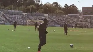 Usain Bolt trains with the Cantral Coast Mariners 1
