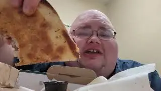 Royce Tries the @papajohns Cool Ranch Papadilla