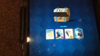 Clash Royale I got a Ice Wizard out of a free chest 7!