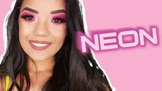 Make Rosa NEON - K&eacute;ssia Torres
