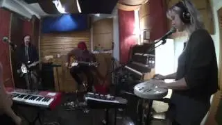 Rah Rah - Chip Off The Heart
