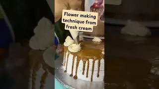 #freshcream #freshcreamkacake #shortsvideo #flowers #youtubeshorts #bakingrecipes #bakingtechniques