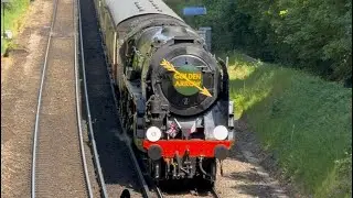 70000 “Britannia” takes charge of “The Golden Arrow” to Canterbury West! | 14/05/25