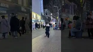 Super one-handed throw#Douyin s popular dance plan#Street dance Hao Ran