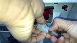 Honda Civic 3rd Brake Light Bulb Replacement DIY