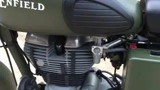 ロイヤルエンフィールド クラシック350 アーミーグリーン