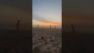 5 minutes of the calm afterglow on a beach in Thailand
