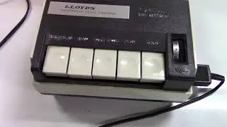 VINTAGE Lloyd's 2V96A-198C Compact Cassette Automatic Level Control Tape Recorder