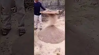 Worker&rsquo;s Homemade Tool Makes Sand Screening So Easy!#WorkerInnovation#work