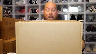 Opening a $300 GUARANTEED GRAIL Funko Pop Mystery Box