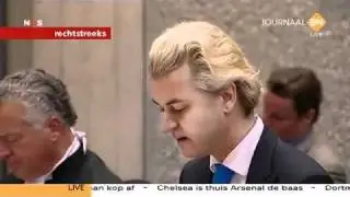 Geert Wilders beroept zich op zwijgrecht - Strafzaak Proces-Wilders gaat dinsdag verder