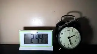 Clock time-lapse.