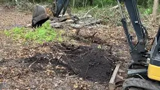 John Deere 26G Stump Removal