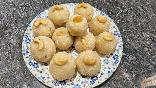 Rava Laddu - Rave undde - ರವೇ ಉಂಡೆ
