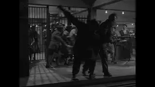 Confrontation and Subway Fight [1080p] - Pickup on South Street (1953, Samuel Fuller) / Noir Film