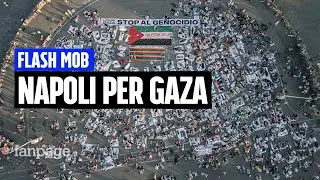 Неаполь для Газы: Тела лежат на земле под звуки сирен и взрывов бомб в память о жертвах геноцида.