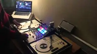 Vestax Handy trax with Serato 7