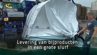 Levering van bijproduct in de grote slurf