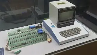 First-generation Apple desktop computer goes up for auction