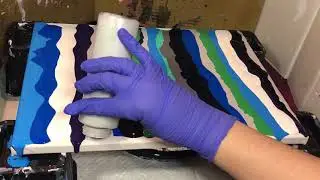 Chilly Stripe Pour - Cool Color Palette