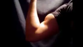 Right bicep flexing