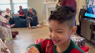 Merry Christmas tất cả mọi người nhà mình sẽ mở phát quà cho mấy cháu 2025