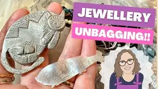 What&rsquo;s Inside a &pound;10 Car Boot Sale Jewellery Mystery Bag? Sterling Silver & Vintage Finds!