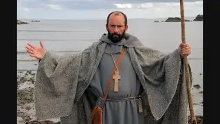 Colmcille An Naomh D&aacute;na - Com&oacute;radh ar Naomh Colmcille cothrom an lae a rugadh &eacute; 1500 bliain &oacute; shin.