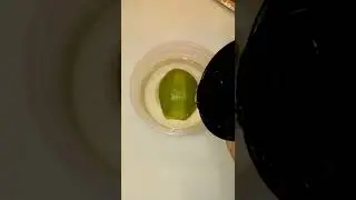 DAY #1 THE SECRET INGREDIENT TO KEEP AVACADOES FRESH AND GREEN!! AFTER 💯 SUBS