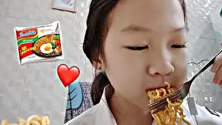 ASMR INDOMIE GORENG (1 minute + no talking)