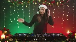 🎄🔥 Live Christmas Electronic DJ Set 🎧⚡ Festive beats, holiday vibes, neon lights, dance all night