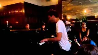 Mika - PUOTF @ Magic Points secret gig in London 22.1.2011 (HD)