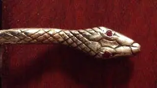 Fountain Pen with Snake Clip + Rubin Eyes