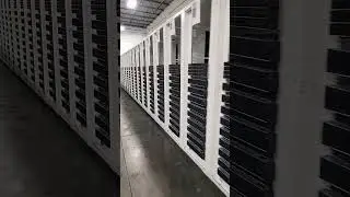 👀 New racks everywhere! Our warehouse in Atlanta is fully operational... 🚚