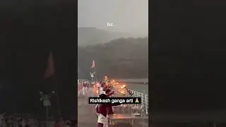 When Rishikesh Ganga Aarti was hit by an Insane Thunder-storm 🙏🏻 The Power Of Sanatan Dharm 🕉️🙏🏻🚩