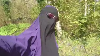 Niqab Purple Jilbab Sunglasses Walk