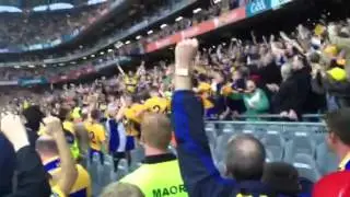 Clare captain accepts the Liam McCarthy Cup