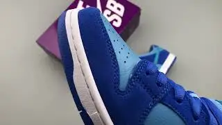 Nike SB Dunk Low Blue Raspberry