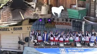 Skansen z gospodarstwem rolniczym w Nadolu, oraz scena widowiskowa nad jeziorem żarnowieckim.