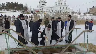 В Троицке прошел чин Великого освящения воды