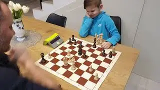 Traxler Counterattack | Tak&aacute;cs R. (1209) - Nimrod (1000) | NYH Chess | Rapid