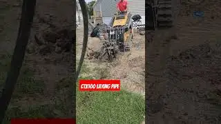 Vermeer CTX100 laying pipe #irrigation #irrigationsystem #vermeer #lawn #newinstall