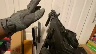 PDW M4 reload but it's an MP5 HK Slap