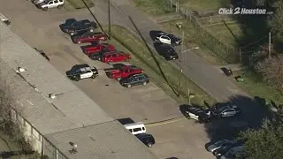 Man shot to death after altercation in east Houston parking lot, HPD says