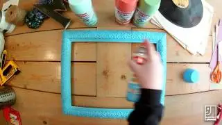 #GoodwillDIY - What's in a frame. How to make an upcycled corkboard