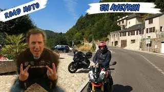 Road trip en moto dans l'Aveyron en Occitanie avec l'équipe en titane