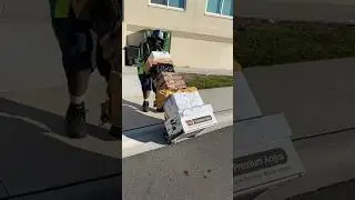Pulling a HEAVY load up some steps! | Sysco #shorts #sysco #delivery  #truckdriver #hardwork