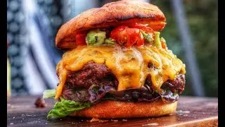 Hand chopped RIBEYE BURGER with pico de gallo - english Grill- and BBQ-Recipe - 0815BBQ