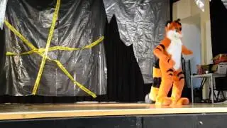 MiDFur Dance Fracas - Kat Aclysm
